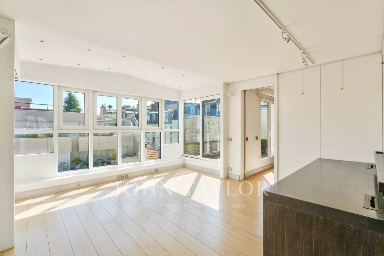 4 غرف نوم منزل ذو طابقين في Paris, France رقم 345033