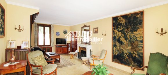 4 bedrooms House in Rambouillet, France No. 176655 3