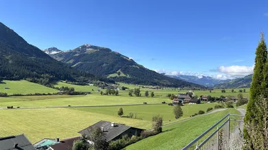  قطعة أرض في Kirchberg in Tirol, Austria رقم 252757