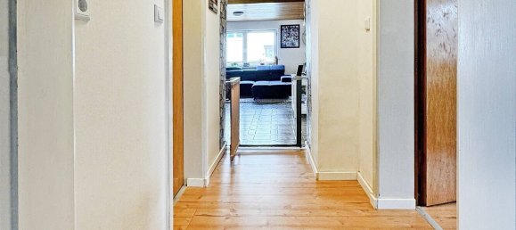 8-salle Maison à Miltenberg, Germany No. 209829 3