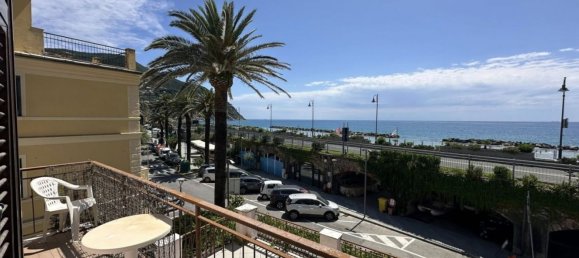 3 rooms Penthouse in Moneglia, Italy No. 276120 23