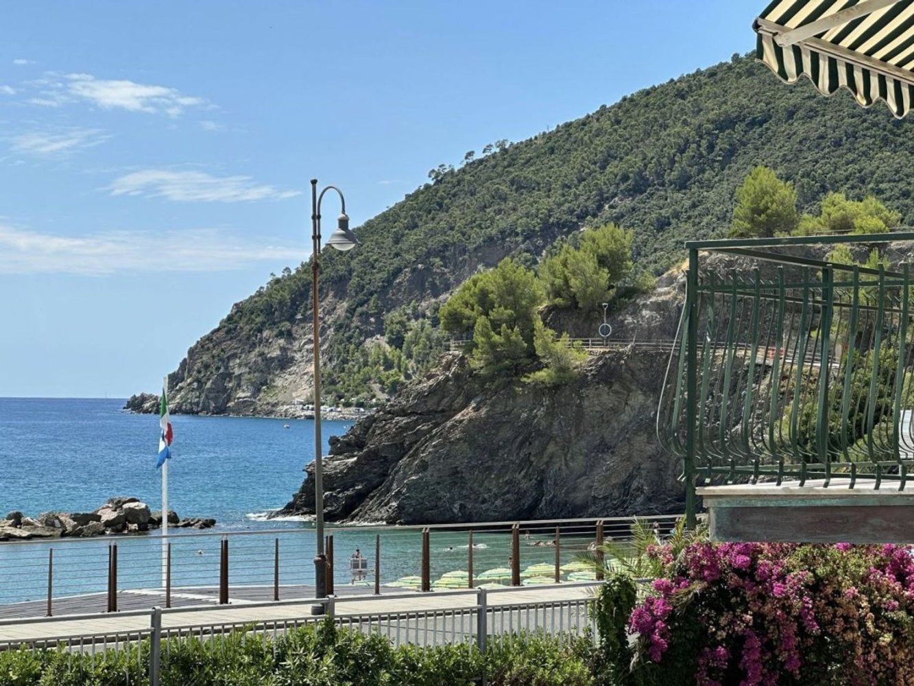 3 rooms Penthouse in Moneglia, Italy No. 276120