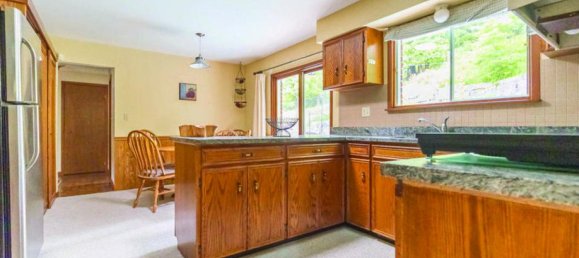 4 bedrooms House in Dundas, Canada No. 782 10