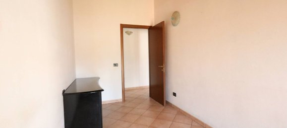3 bedrooms Apartment in Reggiolo, Italy No. 323410 14