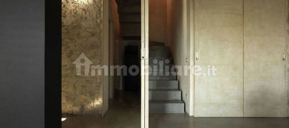 4 bedrooms Villa in Pisa, Italy No. 196575 24