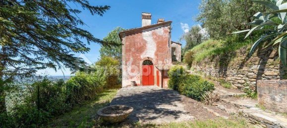 4 bedrooms Villa in Pisa, Italy No. 196575 4