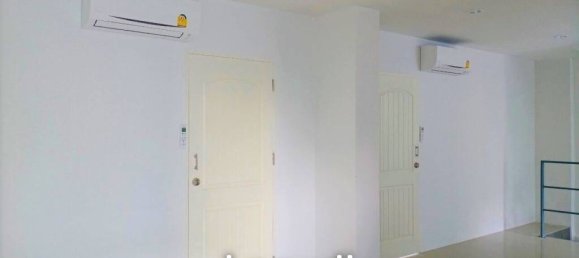 312m² Bungalow in Pattaya, Thailand No. 16086 2