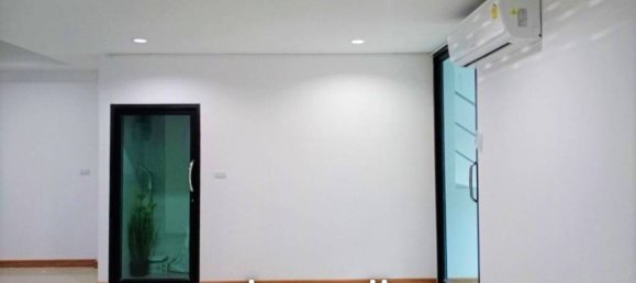 312m² Bungalow in Pattaya, Thailand No. 16086 10