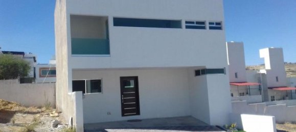 3 bedrooms House in Queretaro, Mexico No. 183353 2