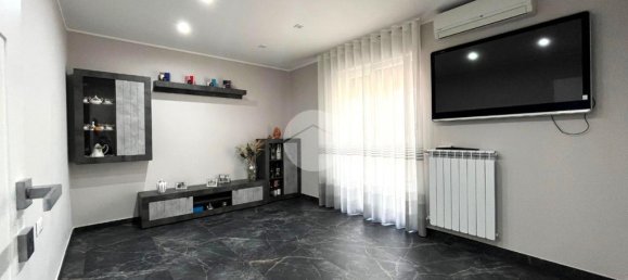2 bedrooms Apartment in Volla, Italy No. 371390 10