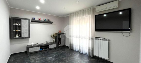 2 bedrooms Apartment in Volla, Italy No. 371390 5