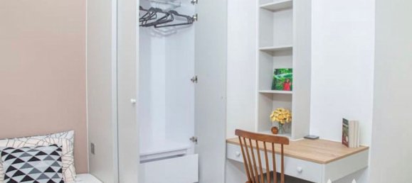 2 rooms Office in District 1, Vietnam No. 17967 18