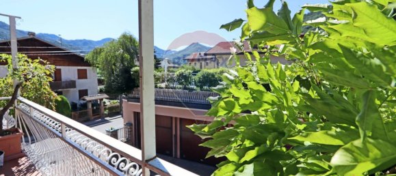 3 bedrooms Apartment in Pasturo, Italy No. 260706 9