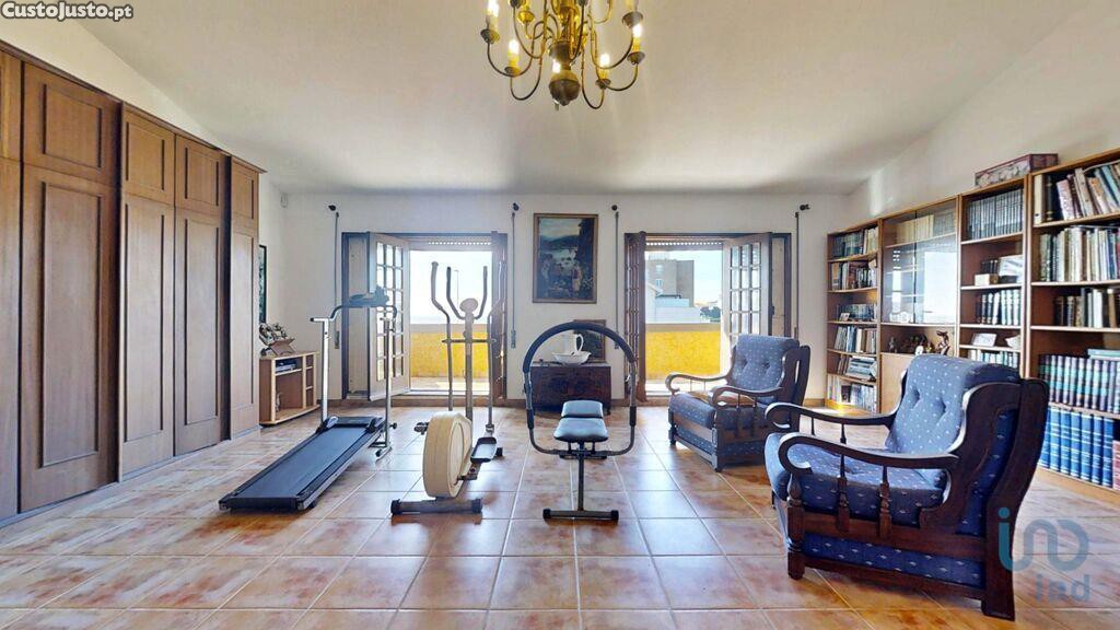 4 غرف نوم منزل في Matosinhos, Portugal رقم 115755