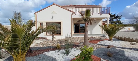 5 bedrooms Villa in Beaupuy, France No. 191484 8