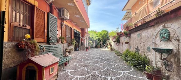 10 rooms Villa in Mugnano di Napoli, Italy No. 207327 2