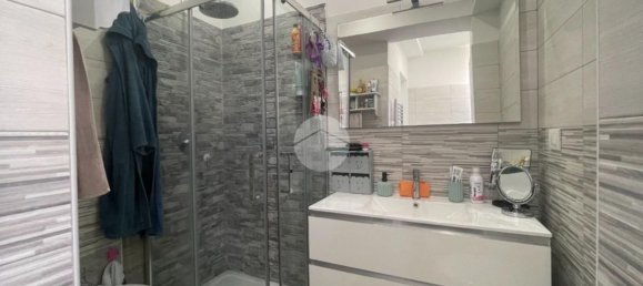 Вилла с 6 комнатами в Турин, Италия № 121950 8