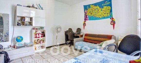 Studio in Varese, Italy No. 378930 4