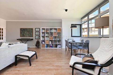 3 bedrooms Apartment in Cascais, Portugal No. 354246