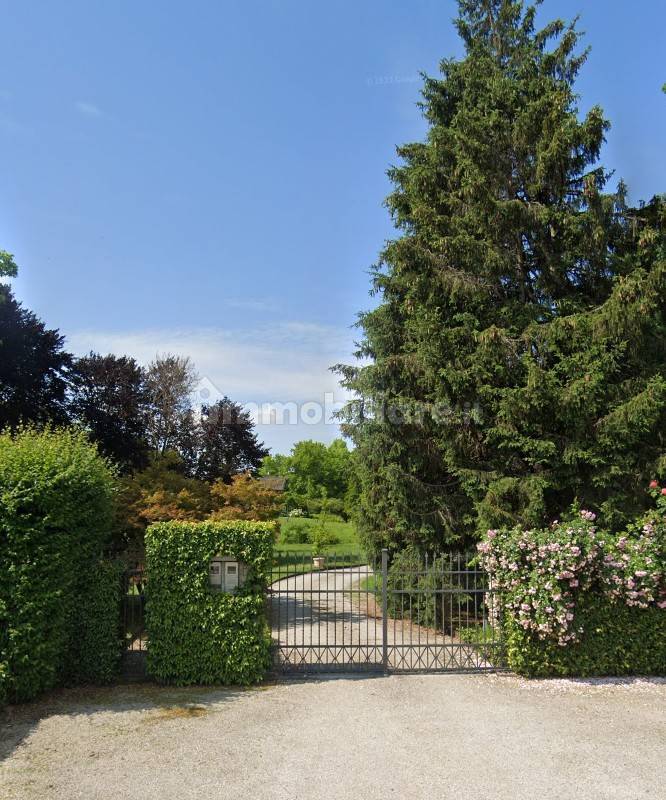 3 bedrooms Villa in Santa Giustina in Colle, Italy No. 359429