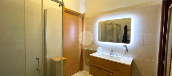 Casa de 3 divisões em San Mauro Torinese, Italy N.º 33305 18