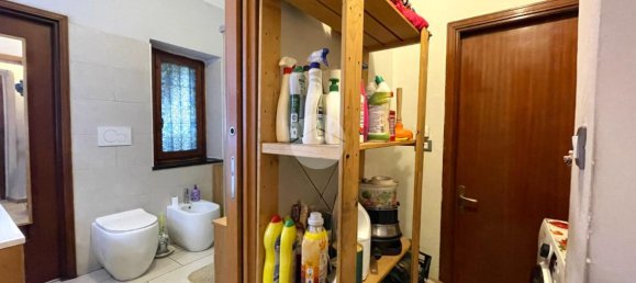 Casa de 3 divisões em San Mauro Torinese, Italy N.º 33305 23