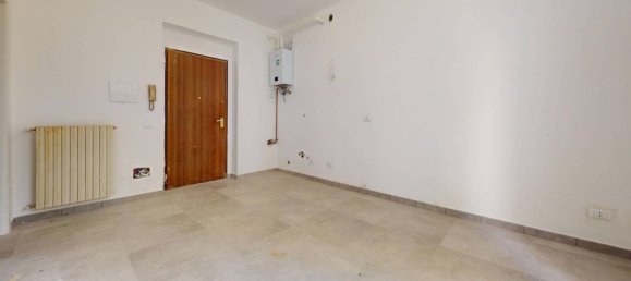1 bedroom Apartment in Seregno, Italy No. 2184 7