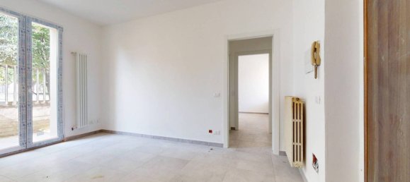 1 bedroom Apartment in Seregno, Italy No. 2184 5
