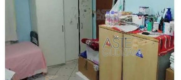 5 rooms Apartment in Rome, Italy No. 283088 8