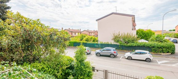 3 bedrooms House in Carpiano, Italy No. 277057 11