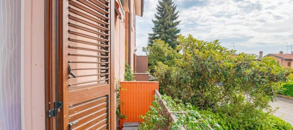 3 bedrooms House in Carpiano, Italy No. 277057 10