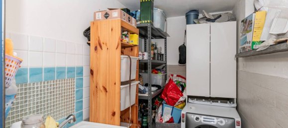 3 bedrooms House in Carpiano, Italy No. 277057 4