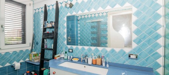 3 bedrooms House in Carpiano, Italy No. 277057 5