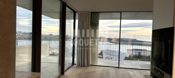 1 bedroom Apartment in Porto, Portugal No. 112919 3