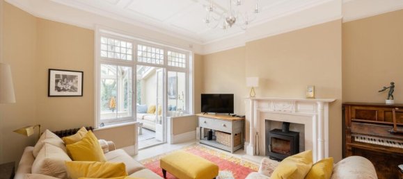 4 bedrooms House in London, United Kingdom No. 6951 5