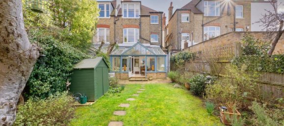 4 bedrooms House in London, United Kingdom No. 6951 28