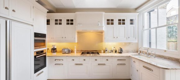 4 bedrooms House in London, United Kingdom No. 6951 2