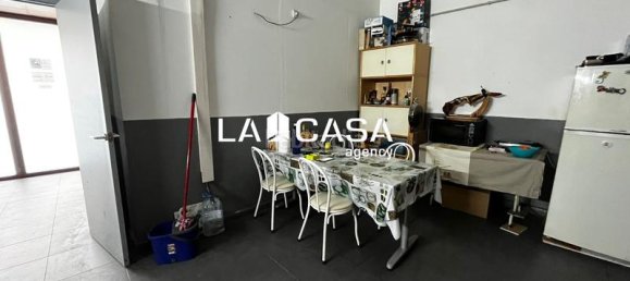 149m² Commercial property in Sant Andreu, Spain No. 71701 4