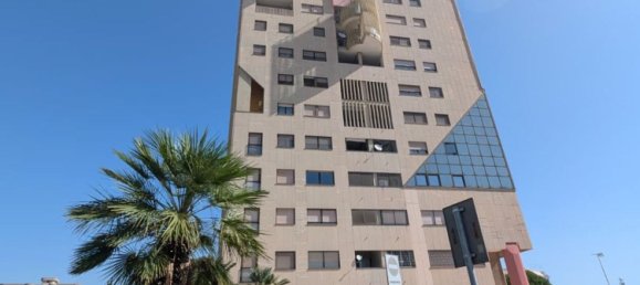 4 غرف نوم شقة في Taranto, Italy رقم 334374 4