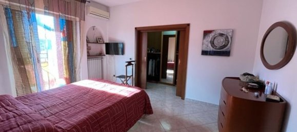 5 rooms Villa in Marano di Napoli, Italy No. 141889 3