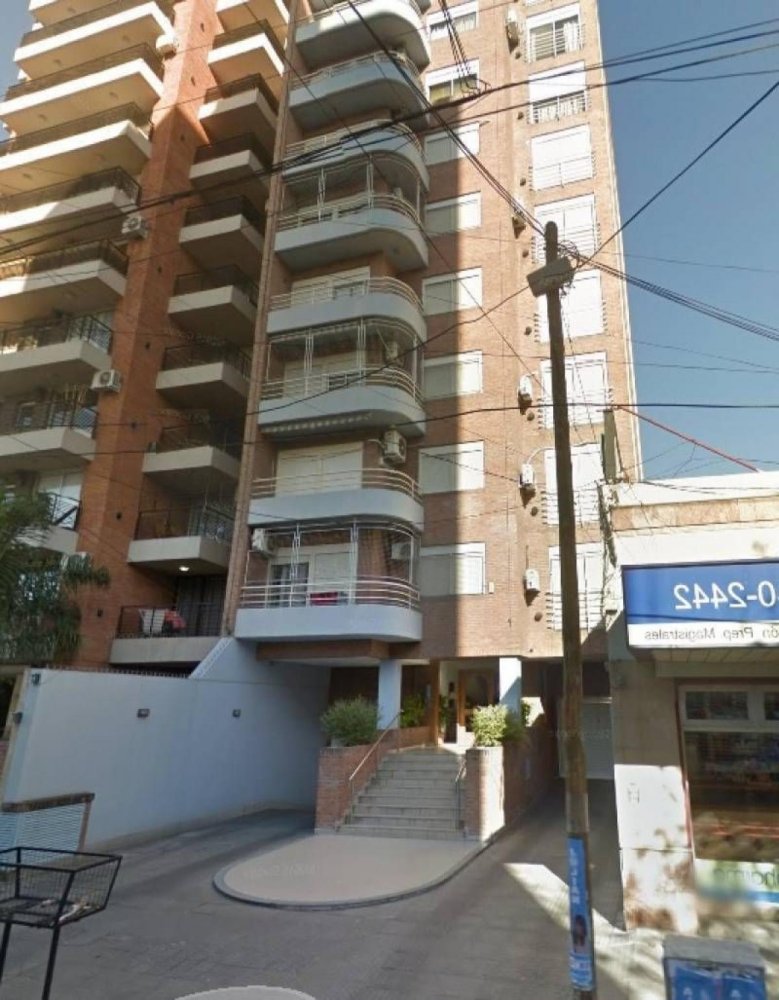 Almacén en Lanús, Argentina No. 23653