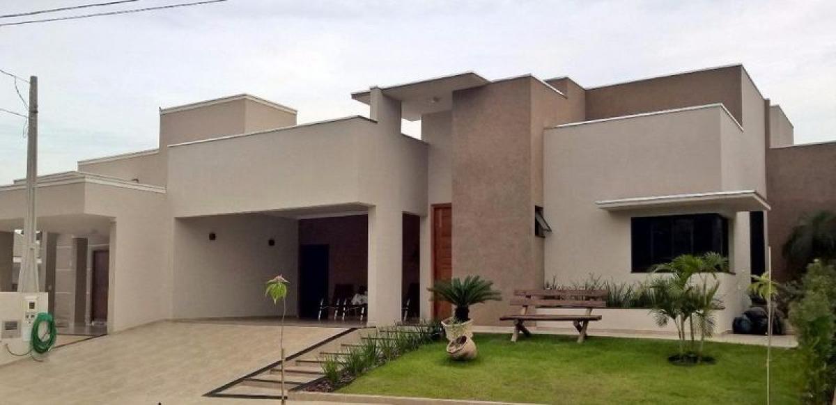 Casa de 3 dormitorios en Sao Paulo, Brazil No. 513672