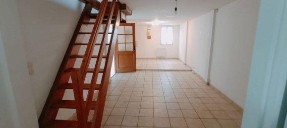 2 bedrooms House in Montlouis-sur-Loire, France No. 212028 2