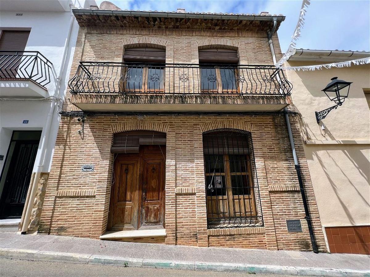 5 bedrooms Townhouse in Orba, Spain No. 13082