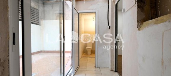 75m² Commercial property in Barcelona, Spain No. 171432 13