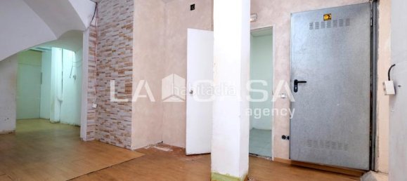 75m² Commercial property in Barcelona, Spain No. 171432 14