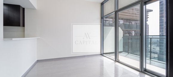 1 bedroom Apartment in Business Bay, UAE No. 51396 3