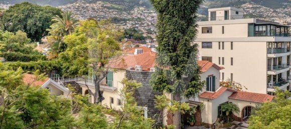 4 bedrooms Villa in Funchal, Portugal No. 146314 10