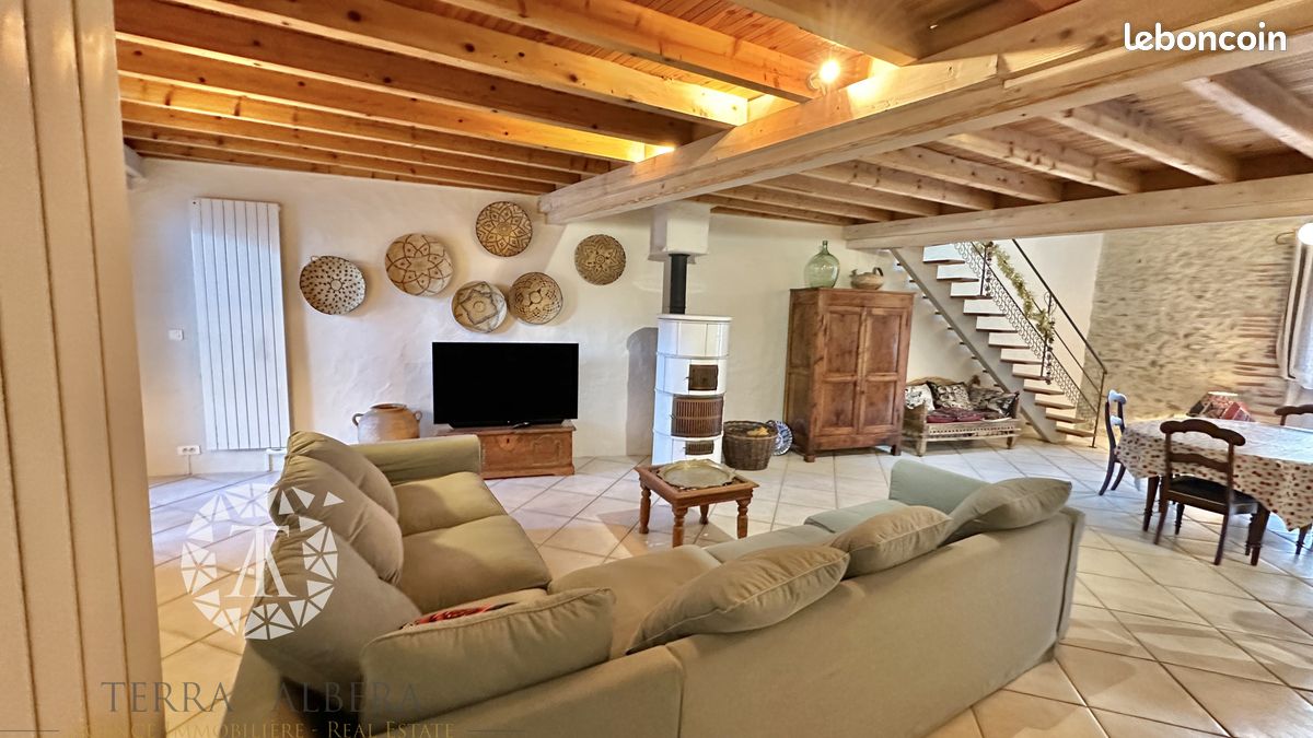 Apartamento de 3 dormitorios en Laroque-des-Alberes, France No. 338312