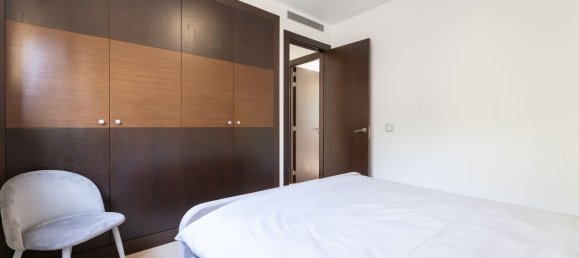 2 bedrooms Apartment in El Madronal, Spain No. 125971 3